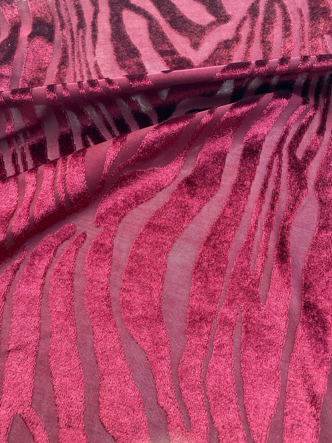 Zebra Velour Jacquard – Wine on Wine